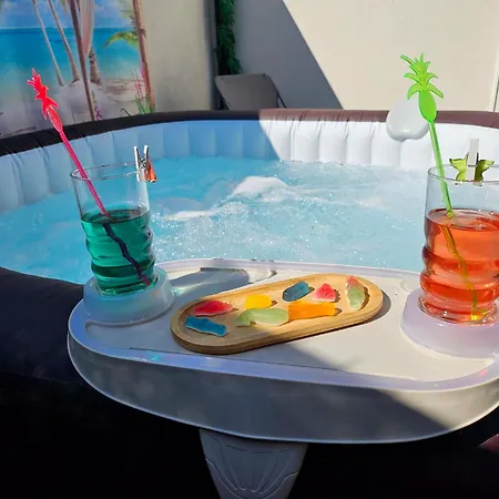 Avec Jacuzzi Jacuzzi A Partir Du Premier Avril Апартаменты